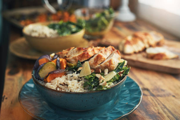 istock Farmers Harvest Chicken Rice Bowl 1421984069