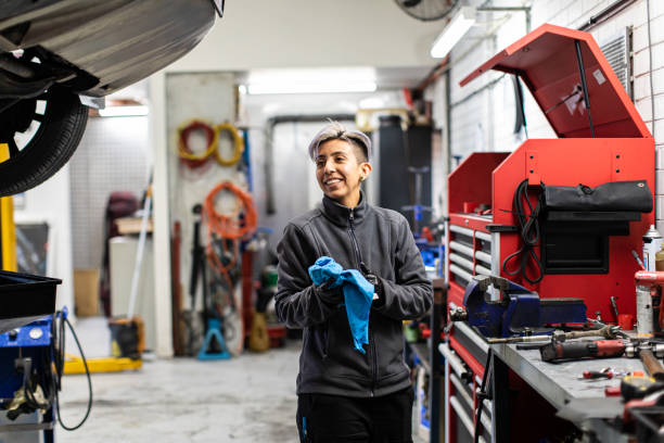 istock Real life female mechanic at work 1422101593