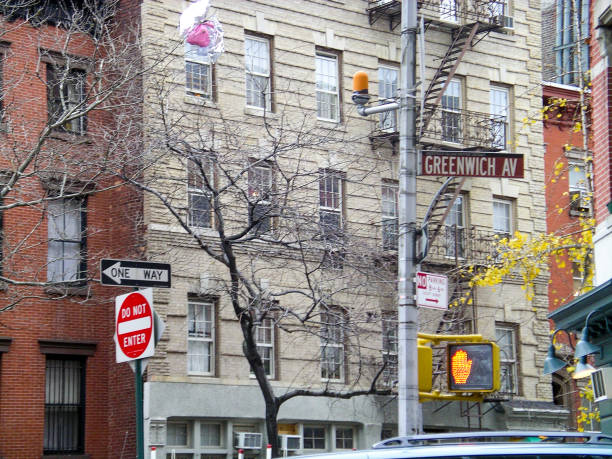 istock Greenwich Avenue Signpost, NYC 2003 1422169783