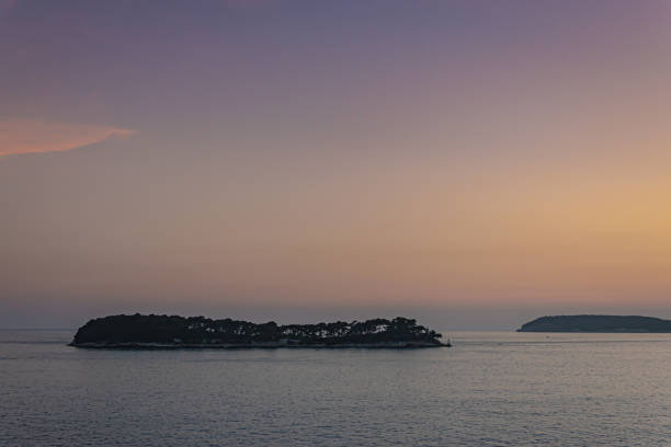 istock Sunset over the sea 1422200171