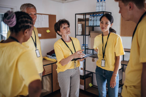 istock Charity volunteers 1422211471