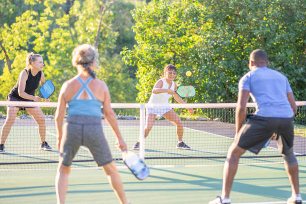 istock Adult Pickleball Match 1422240538