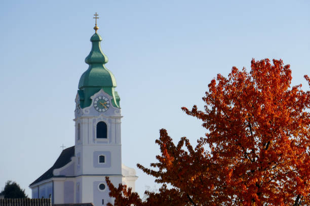 Retz is little countryside town, surrounded by vineyards