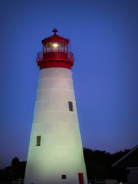 istock Lighthouse at Lakeview Marina in Windsor, Ontario 1422387336