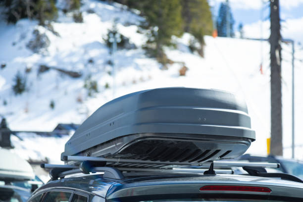 istock Roof rack with cargo box in winter 1422429619