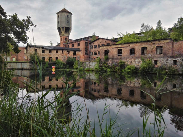 Lost Place by the Canal old abandoned paper factory at the Finow Canal, Eberswalde, Brandenburg, Germany brandenburg state stock pictures, royalty-free photos & images