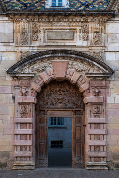 istock Architecture of old half-timbered houses in Dijon 1422558827
