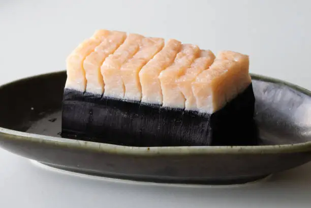 Muktuk (mattak, muktaaq),a traditional food of the peoples of the Arctic, consisting of whale skin and blubber. Usually consumed raw or frozen.