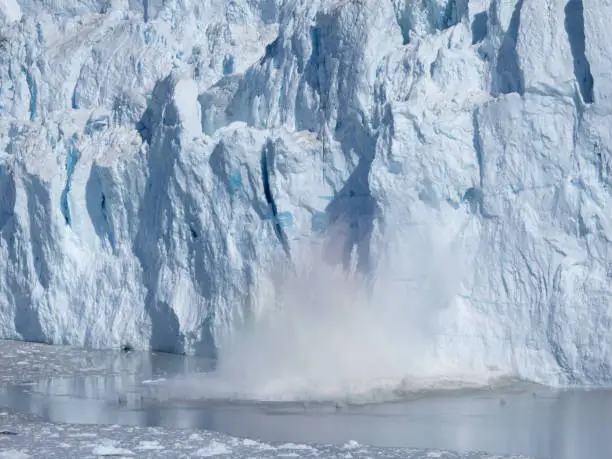 Photo of The stunning Eqi Glacier (Eqip Sermia), a rapidly retreating outlet glacier, north of the disko Bay in Western Greenland