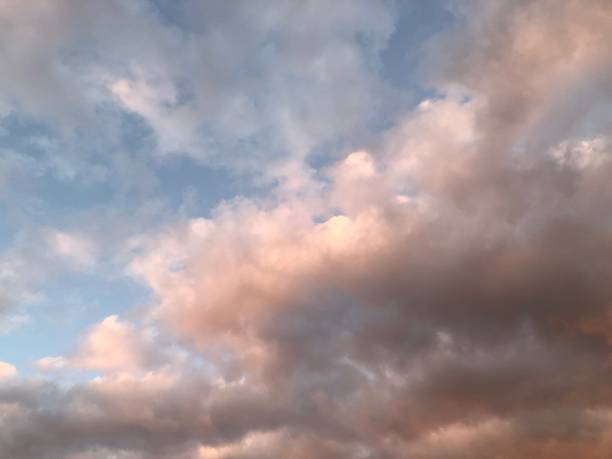 istock Evening pink skies 1422574867