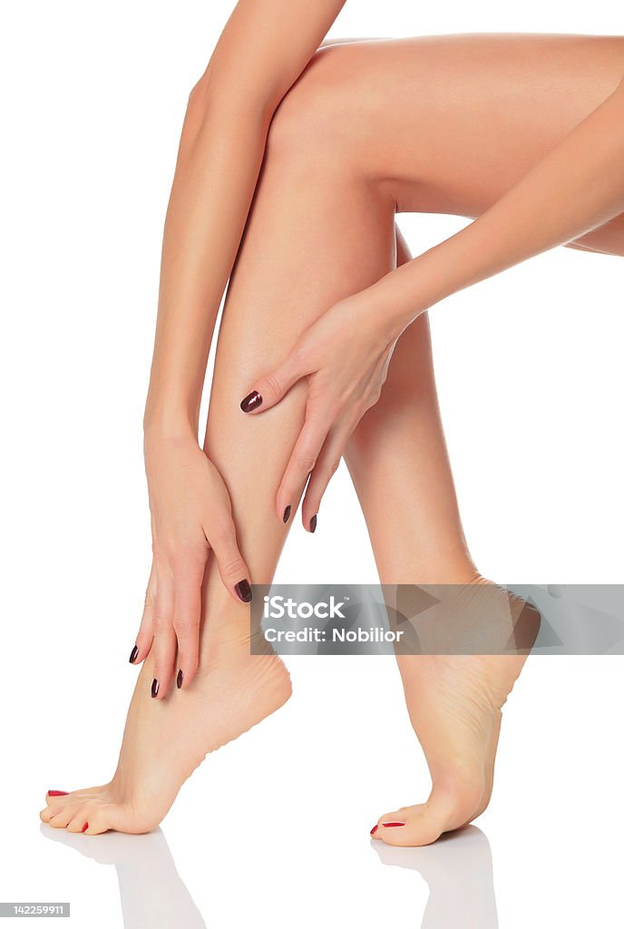 Bien arreglado mujeres piernas - Foto de stock de Exfoliacion libre de derechos