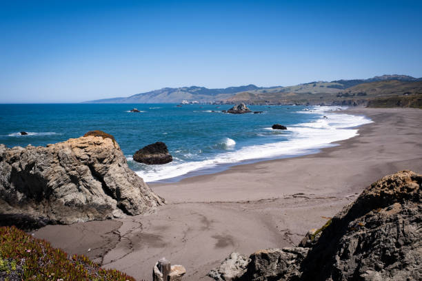 istock Northern California Coastline 1422654063