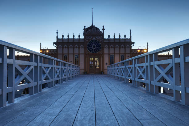 istock Bathhouse in Varberg at sunset 1422691116