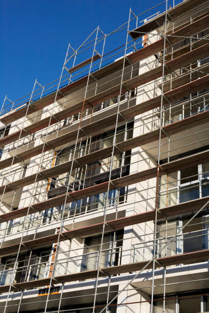 istock a fortified building under construction against a gray sky background. 1422742091