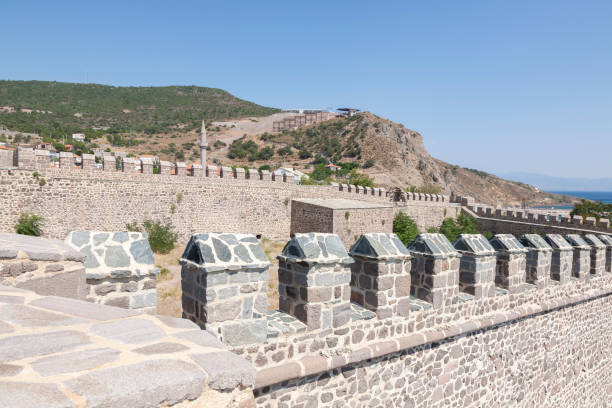 babakale castle walls, canakkale, türkiye - babakale imagens e fotografias de stock