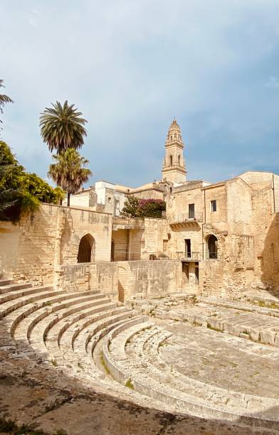 altstadt von lecce - baroque style lecce italy puglia stock-fotos und bilder