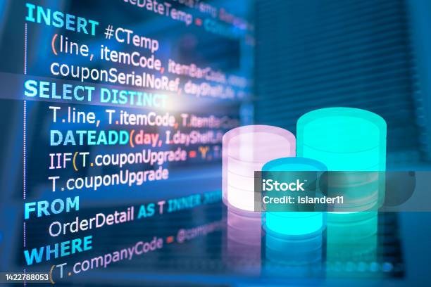 Kode Sql Pada Monitor Komputer Dengan Latar Belakang Database Dan Ruang ...