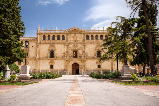 Facade of the building of the College of Saint Ildefonso, seat of the University of Alcalá de Henares Facade of the building of the College of Saint Ildefonso, seat of the University of Alcalá de Henares alcala de henares stock pictures, royalty-free photos & images