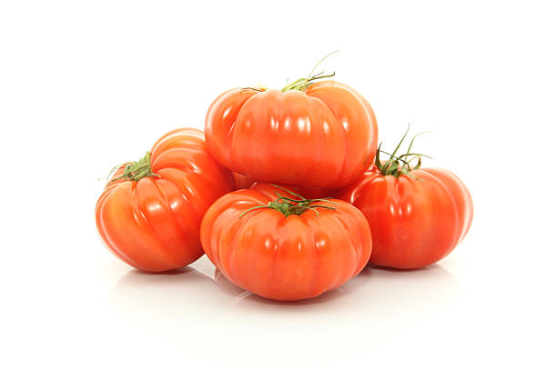 beefsteak, tomaten - beefsteak tomato stock-fotos und bilder