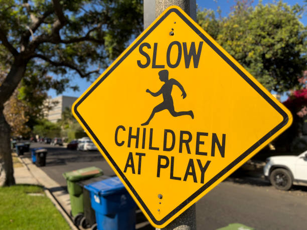 istock Yellow children at play sign 1422871853