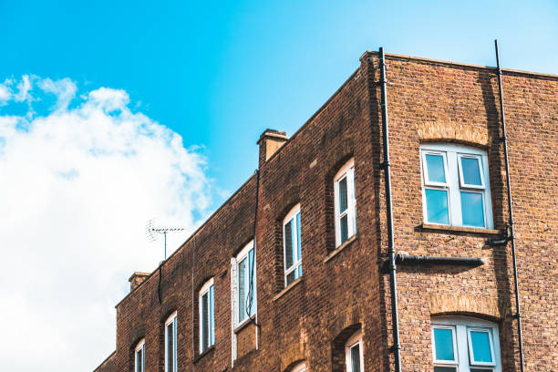 istock Old dock warehouses converted into luxury housing, London 1422873207