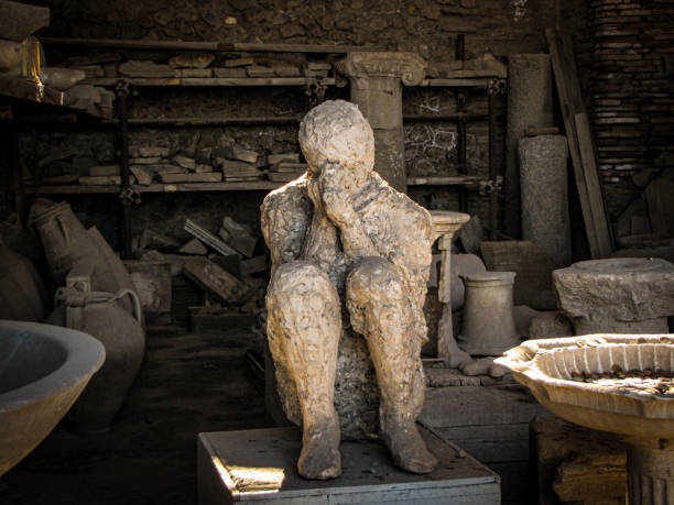 Ash Body of Pompeii Ash Body of Pompeii victims the ruins of pompeii stock pictures, royalty-free photos & images