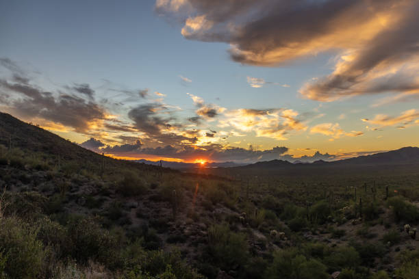 istock Sunset from Gates Pass, Tucson AZ 1422973161