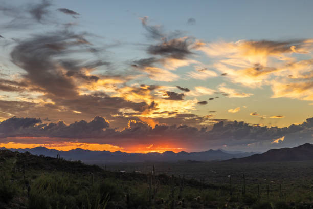 istock Sunset from Gates Pass, Tucson AZ 1422973186