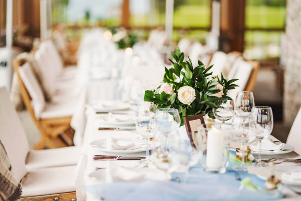 istock Fresh flowers wedding decoration. Table set up. 1422997553