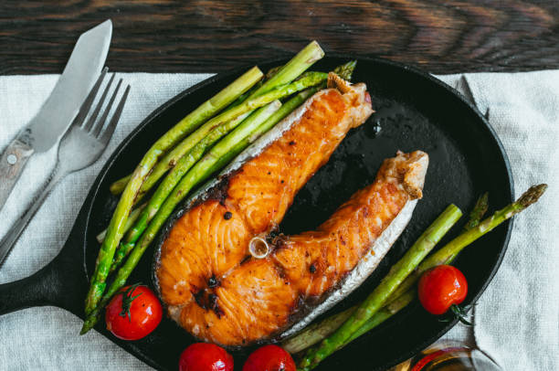 istock Grilled salmon steak and vegetables. Healthy eating 1423010548