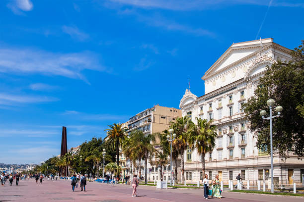 promenade des anglais in nice - french riviera - city of nice france french riviera promenade des anglais imagens e fotografias de stock