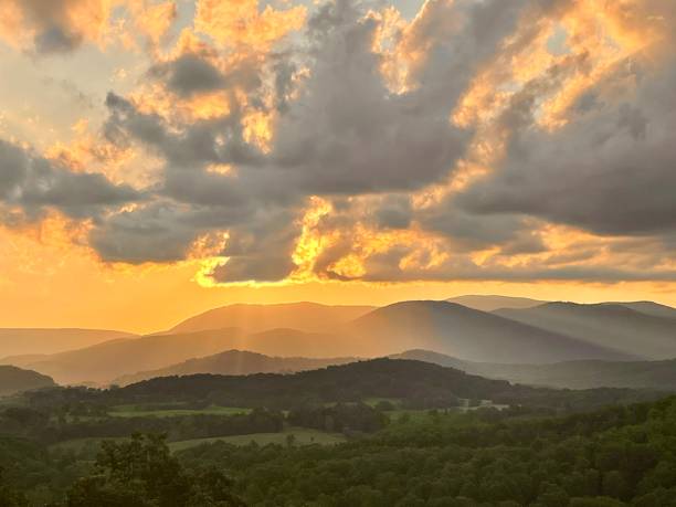istock Old Rag Hiking Trail - Shenandoah National Park 1423141979