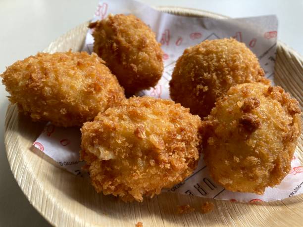 istock Spain - tapas/ pintxos - croquetas ( croquettes with cheese or ham) 1423142048