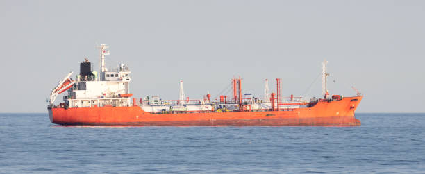 istock LNG Tanker at sea, transporting LNG 1423267572