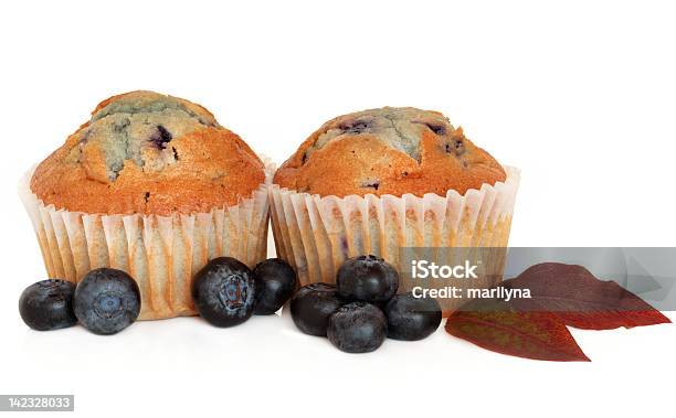 Foto de Muffin De Mirtilo Cupcakes e mais fotos de stock de Assado no Forno - Assado no Forno, Baga - Fruta, Bolinho