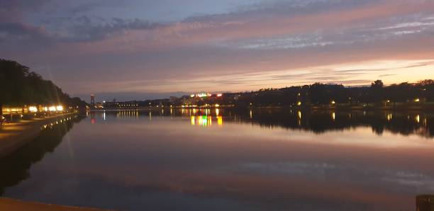 istock Sunset and A lake 1423287223