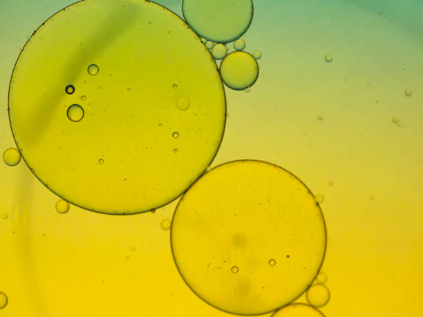 istock Background of oil on water. Abstract psychedelic image 1423290733