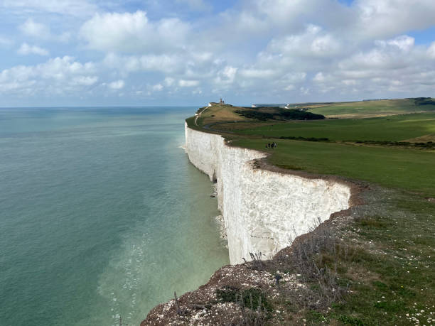 istock White cliffs in the South of England 1423312071