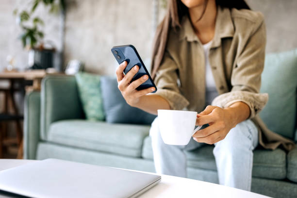 istock When the wifi’s good the day’s going to be good 1423312973