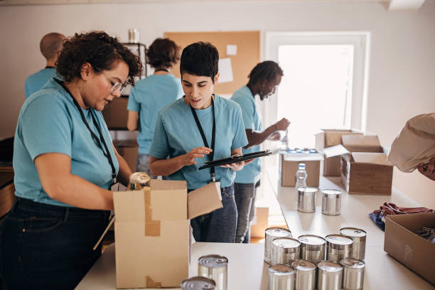 istock Work day in charity center 1423343268