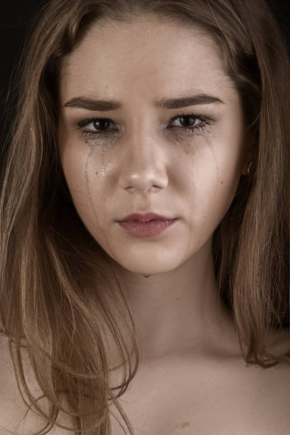 istock sad woman crying 1423346382
