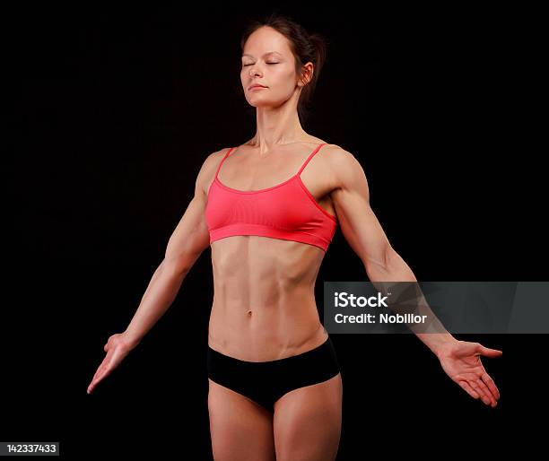 Atleta Femminile - Fotografie stock e altre immagini di A petto nudo - A petto nudo, Addome, Addome umano