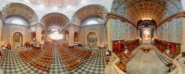 katedra notre-dame w ajaccio na korsyce - view from altar zdjęcia i obrazy z banku zdjęć