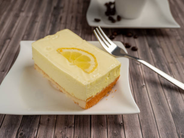 istock Delicious Lemon Cake. Sweet lemon cake for dessert. 1423383213