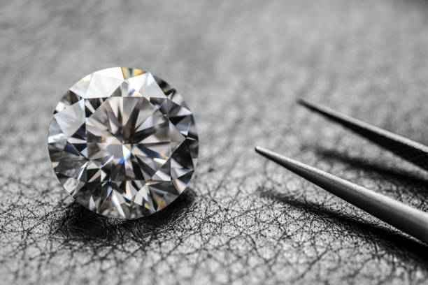 istock Luxury Big Carat Round Cut Diamond 1423401971