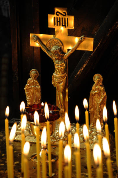 istock In the Christian temple candles are lit_5 1423414184