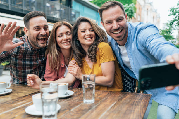 istock Selfie with friends 1423433899