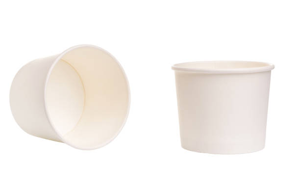 istock disposable empty white paper cup isolated, kraft-paper tub bucket container 1423442440