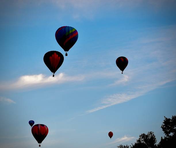 istock Hot Air Ballon Lift Off 1423471718