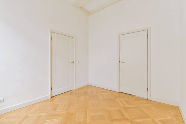 istock General view of an empty room in a modern house 1423483380